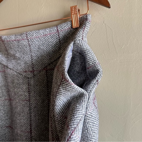 Chicwish wool blend A-line vintage style fall skirt - Picture 3 of 9